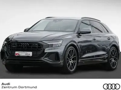 Gebraucht Audi Q8 Ambiente 286 PS (210 kW) 2021 Grau SUV