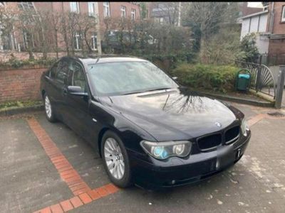 BMW 730