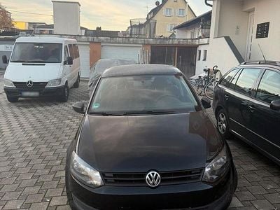 Gebraucht VW Polo 90 PS (66 kW) 2012 Schwarz Kleinwagen