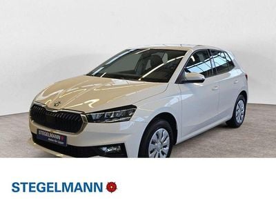 Neu Skoda Fabia Essence 80 PS (58 kW) 2025 Candyweiss Kleinwagen