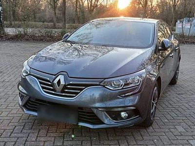 Gebraucht Renault Mégane GrandTour Bose Edition 140 PS (102 kW) 2019 Grau Kombi