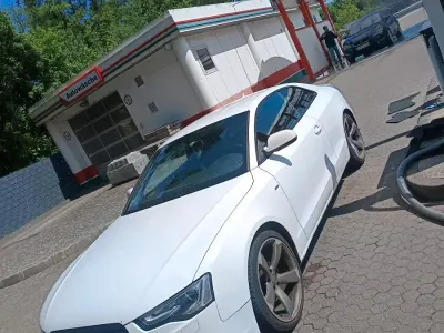 Gebraucht Audi A5 S-Line 170 PS (125 kW) 2012 Weiß Coupé