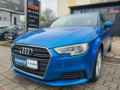 Używany Audi A3 Sport 116 KM (85 kW) 2018 Niebieski Sedan/Limuzyna