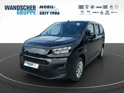 Neu Fiat Doblò 131 PS (96 kW) 2026 Schwarzschwarz Van / Kleinbus