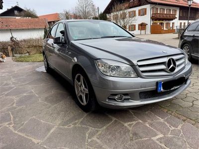 Mercedes C200