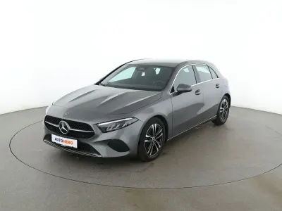 Gebraucht Mercedes A200 Progressive 163 PS (119 kW) 2023 Grau Limousine