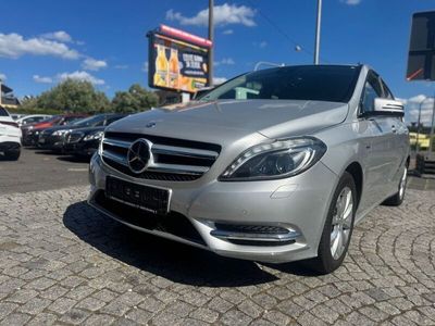 Mercedes B200