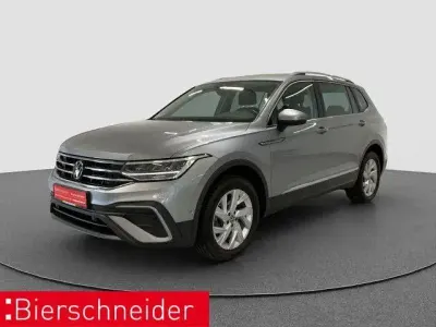 Gebraucht VW Tiguan Allspace Life 150 PS (110 kW) 2023 Silber SUV