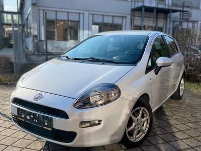 Gebraucht Fiat Punto Easy 69 PS (50 kW) 2012 Grau Kleinwagen