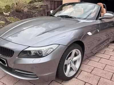 Gebraucht BMW Z4 Sport Line 184 PS (135 kW) 2012 Grau Cabrio