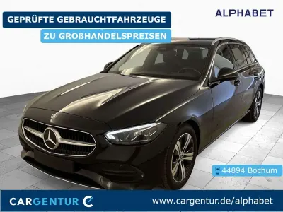 Gebraucht Mercedes C200 Avantgarde 163 PS (119 kW) 2023 Schwarz Kombi