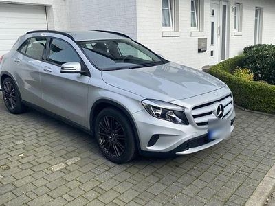 Mercedes GLA200