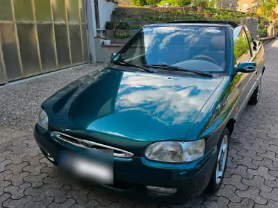 Gebraucht Ford Escort Cabriolet 90 PS (66 kW) 1997 Grün Cabrio