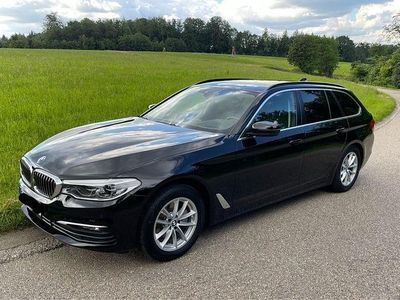Gebraucht BMW 520 190 PS (139 kW) 2019 Schwarz Kombi
