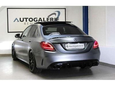 Usata Mercedes C300 AMG line 258 CV (189 kW) 2018 Grigio Berlina