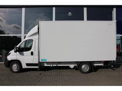 Gebraucht Peugeot Boxer 165 PS (121 kW) 2023 Weiß Van