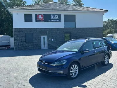 Gebraucht VW Golf VII Highline 125 PS (91 kW) 2017 Blau Kombi