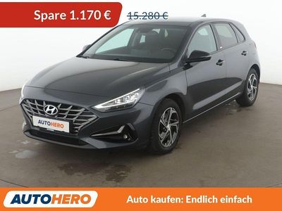Grau Gebraucht 2020 Hyundai i30 Intro Edition Limousine | 14.110 € (Fairer Preis)