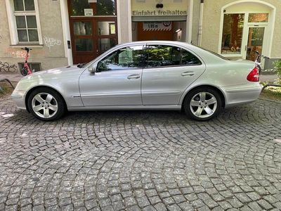 Mercedes E240