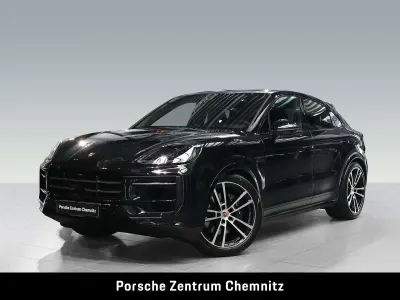 Gebraucht Porsche Cayenne E-Hybrid 470 PS (345 kW) 2026 Schwarz SUV