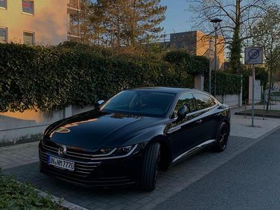 Gebraucht VW Arteon 150 PS (110 kW) 2018 Schwarz Kleinwagen