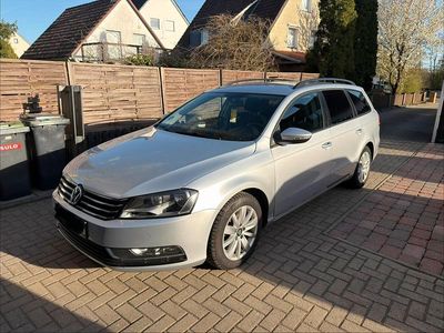 Gebraucht VW Passat 140 PS (102 kW) 2013 Silber Kombi
