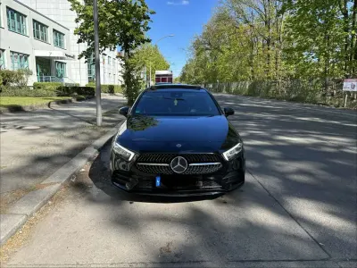 Gebraucht Mercedes A180 AMG line 116 PS (85 kW) 2019 Limousine