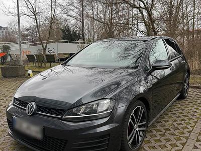 Gebraucht VW Golf VII GTD 184 PS (135 kW) 2015 Grau Kleinwagen