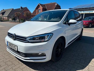 Gebraucht VW Touran 116 PS (85 kW) 2019 Weiß Van / Kleinbus