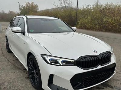 Gebraucht BMW 320 M Sport 190 PS (139 kW) 2023 Weiß Kombi