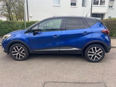 Begagnad Renault Captur Version S 150 HK (110 kW) 2019 Blå SUV