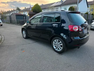 Gebraucht VW Golf VI 105 PS (77 kW) 2011 Kleinwagen