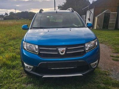 Gebraucht Dacia Sandero Stepway 90 PS (66 kW) 2015 Blau SUV