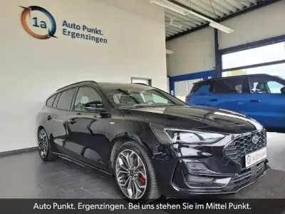 Gebraucht Ford Focus ST-Line X 155 PS (114 kW) 2025 Schwarz Limousine