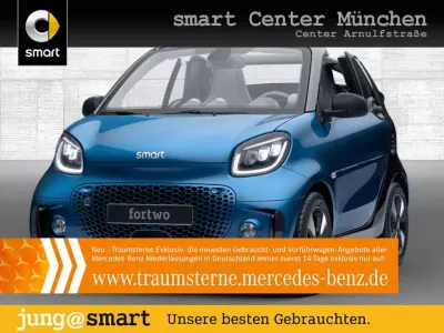 Second-hand Smart ForTwo Electric Drive Passion 60 kW (82 CP) 2021 Albastru Cabrio