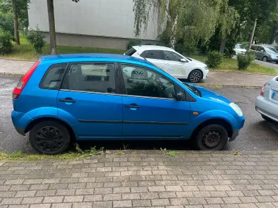 Gebraucht Ford Fiesta 60 PS (44 kW) 2004 Kleinwagen