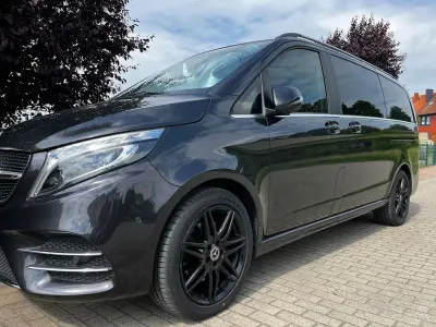 Gebraucht Mercedes V300 Avantgarde 239 PS (175 kW) 2020 Schwarz Van / Kleinbus