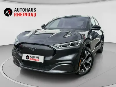 Gebraucht Ford Mustang Mach-E 197 kW (269 PS) 2022 Dark matter/starlight gray (metallic) SUV
