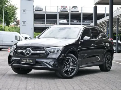 Gebraucht Mercedes GLC300de AMG 197 PS (144 kW) 2025 Obsidianschwarz metallic SUV