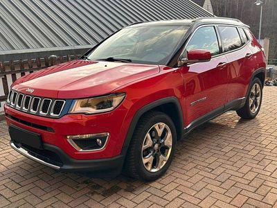 Gebraucht Jeep Compass Limited 140 PS (102 kW) 2019 Rot SUV