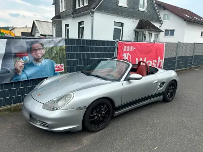 Gebraucht Porsche 986 Boxster 228 PS (167 kW) 2002 Silber Cabrio