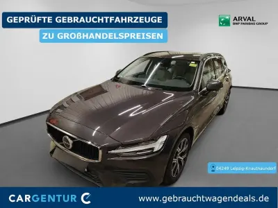 Gebraucht Volvo V60 Core 163 PS (119 kW) 2024 Grau Kombi