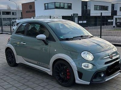 Gebraucht Abarth 695 70th Anniversary 179 PS (131 kW) 2020 Grün Kleinwagen
