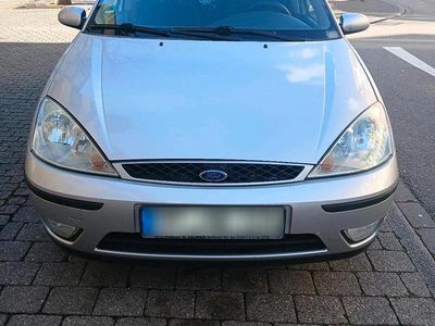 Gebraucht Ford Focus 101 PS (74 kW) 2002 Silber Limousine