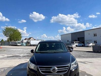 Schwarz Gebraucht 2010 VW Tiguan Team SUV | 7.500 € (Guter Preis)