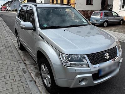 Gebraucht Suzuki Grand Vitara 129 PS (94 kW) 2012 Silber SUV