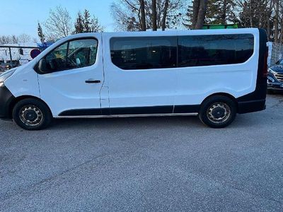 Gebraucht Opel Vivaro 125 PS (91 kW) 2017 Weiß Van / Kleinbus