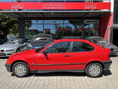 Gebraucht BMW 316 102 PS (75 kW) 1994 Rot Limousine