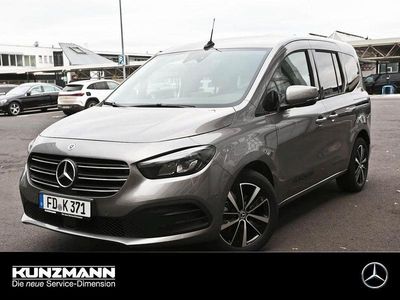 Gebraucht Mercedes T180 Progressive 116 PS (85 kW) 2025 Chromitgrau metallic Van / Kleinbus