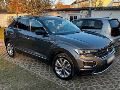 Begagnad VW T-Roc 116 HK (85 kW) 2019 Grå SUV